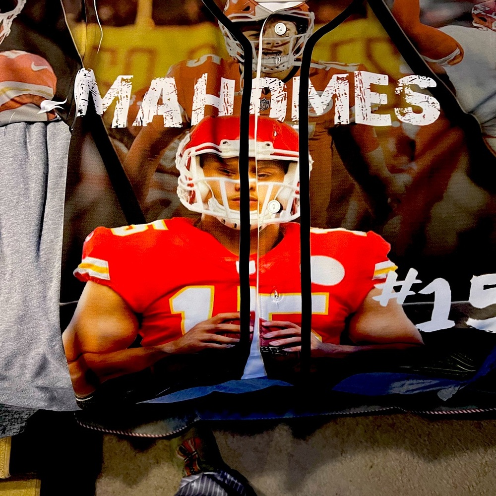 Patrick Mahomes M Baseball Style Shirt